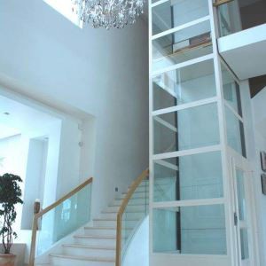 Lif kediaman Villa Lif skru rumah
